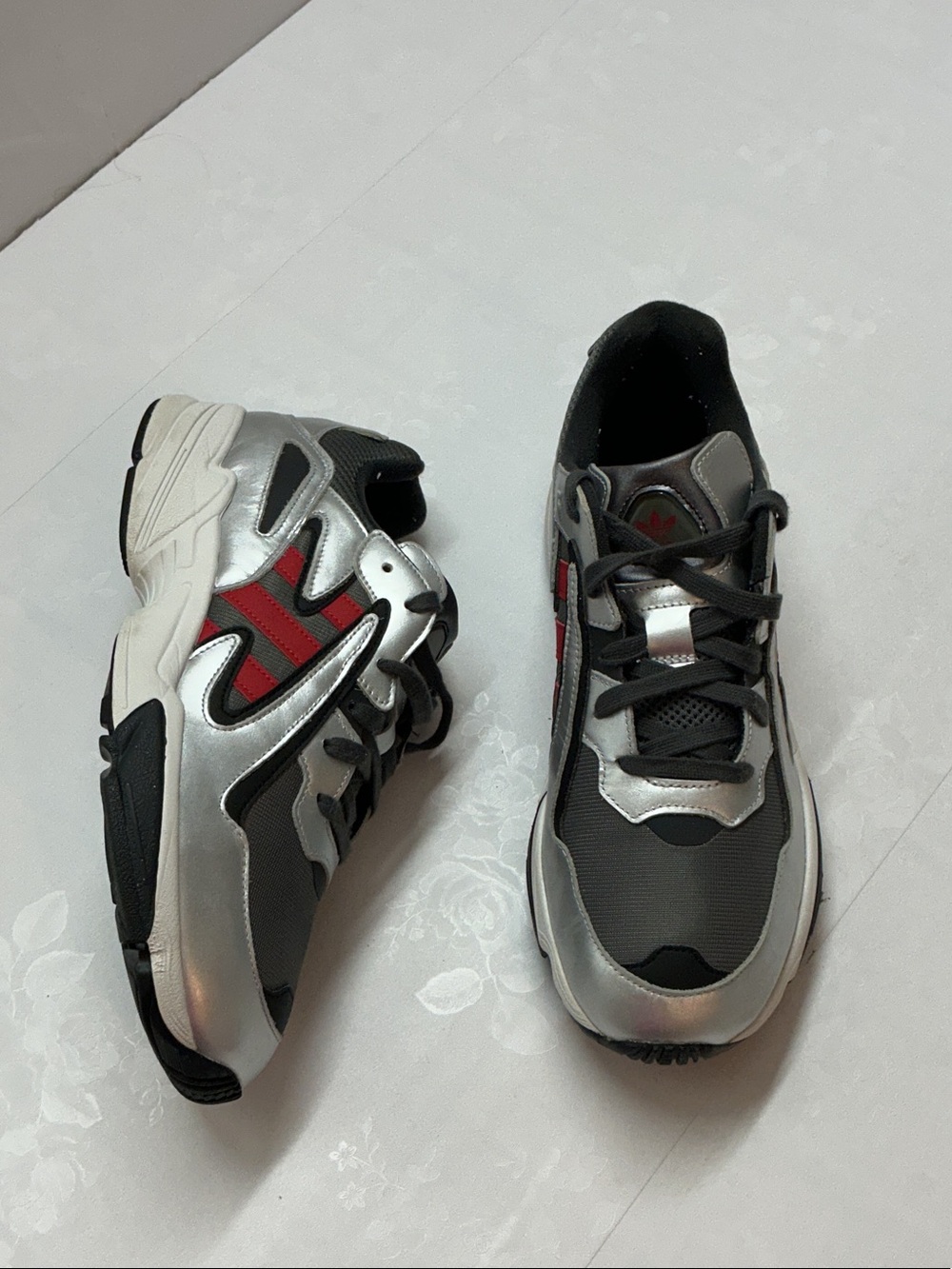 Men's Silver & Black Athletic Sneakers with Red Accent